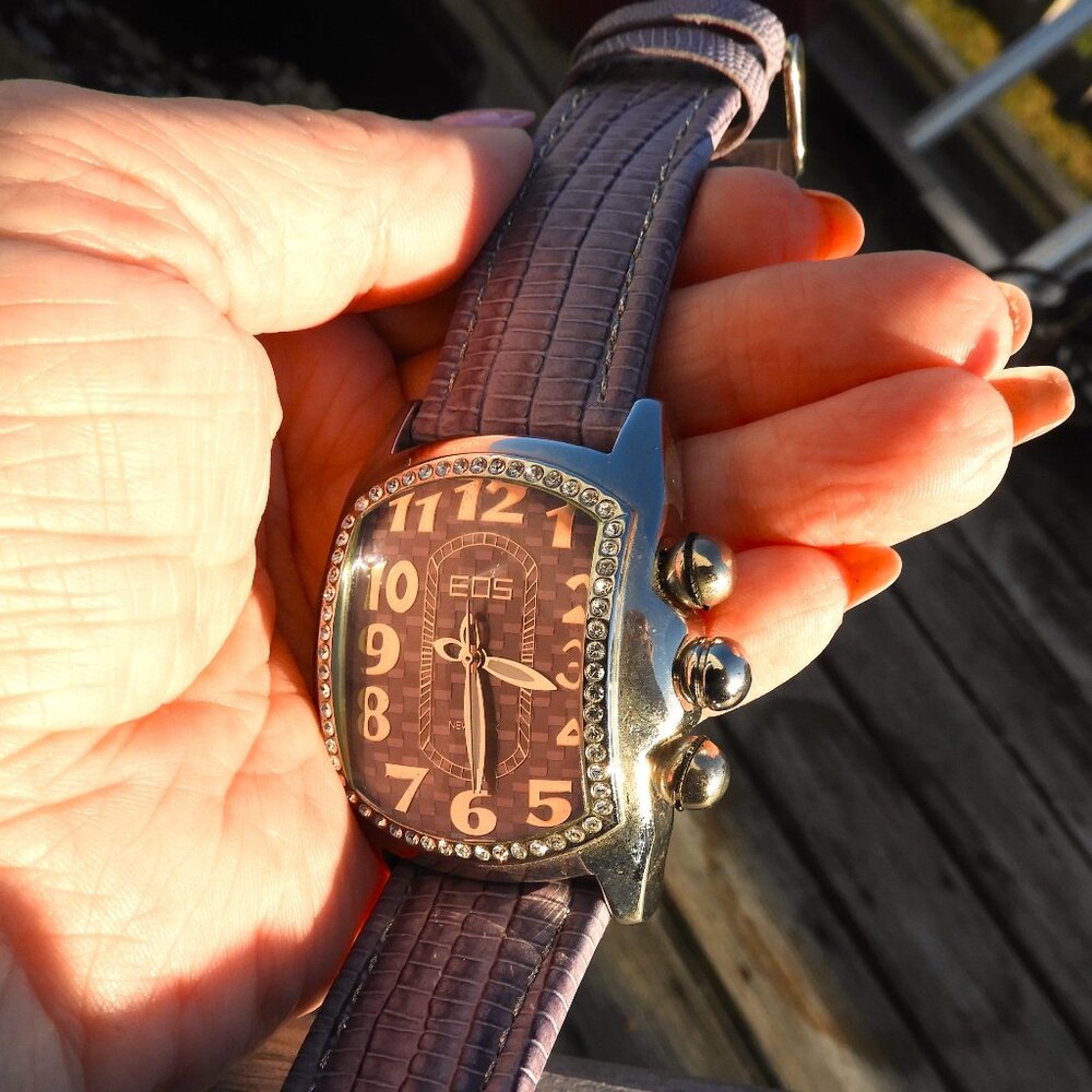 RARE, Cool, Unique Retro-Style Women's 'EOS New York' Watch, Stainless Steel